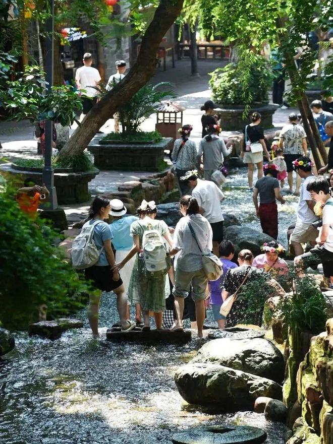 一生都爱“耍水”的成都人想要耍“好”水却这么难！(图12)