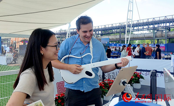 走进服贸会：“在服贸会上播下合作的种子”(图2)