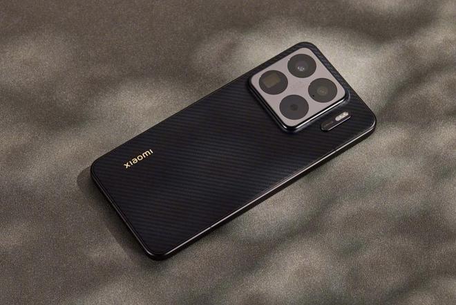 小米16系列规格全解析：直屏+新芯片+大电池亮点多多！(图5)