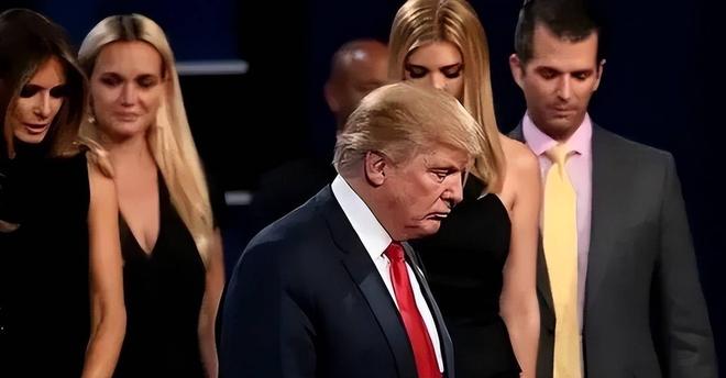 特朗普被裁定性侵79岁女作家：他强迫我靠墙上随后强奸了我(图5)