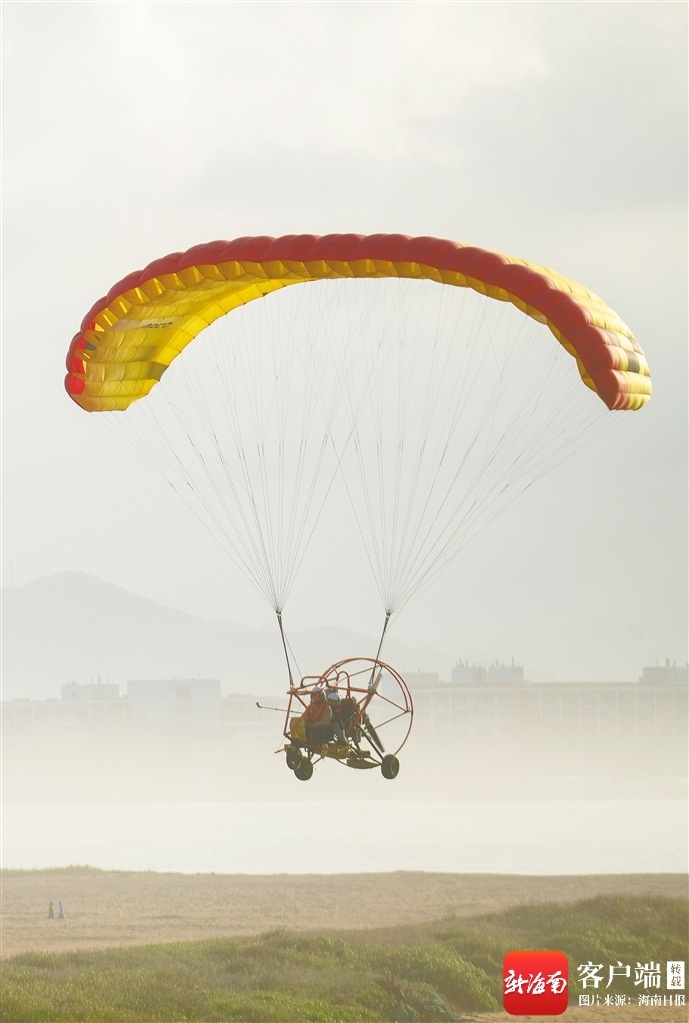 松弛感旅行C位出道!海南黄金周旅游花样上新、热力拉满(图2)