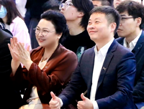 一名蔚来“电工”拯救了李斌(图8)