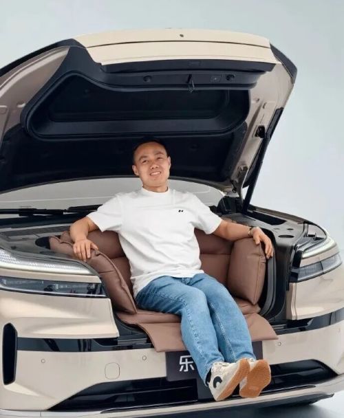 一名蔚来“电工”拯救了李斌(图6)