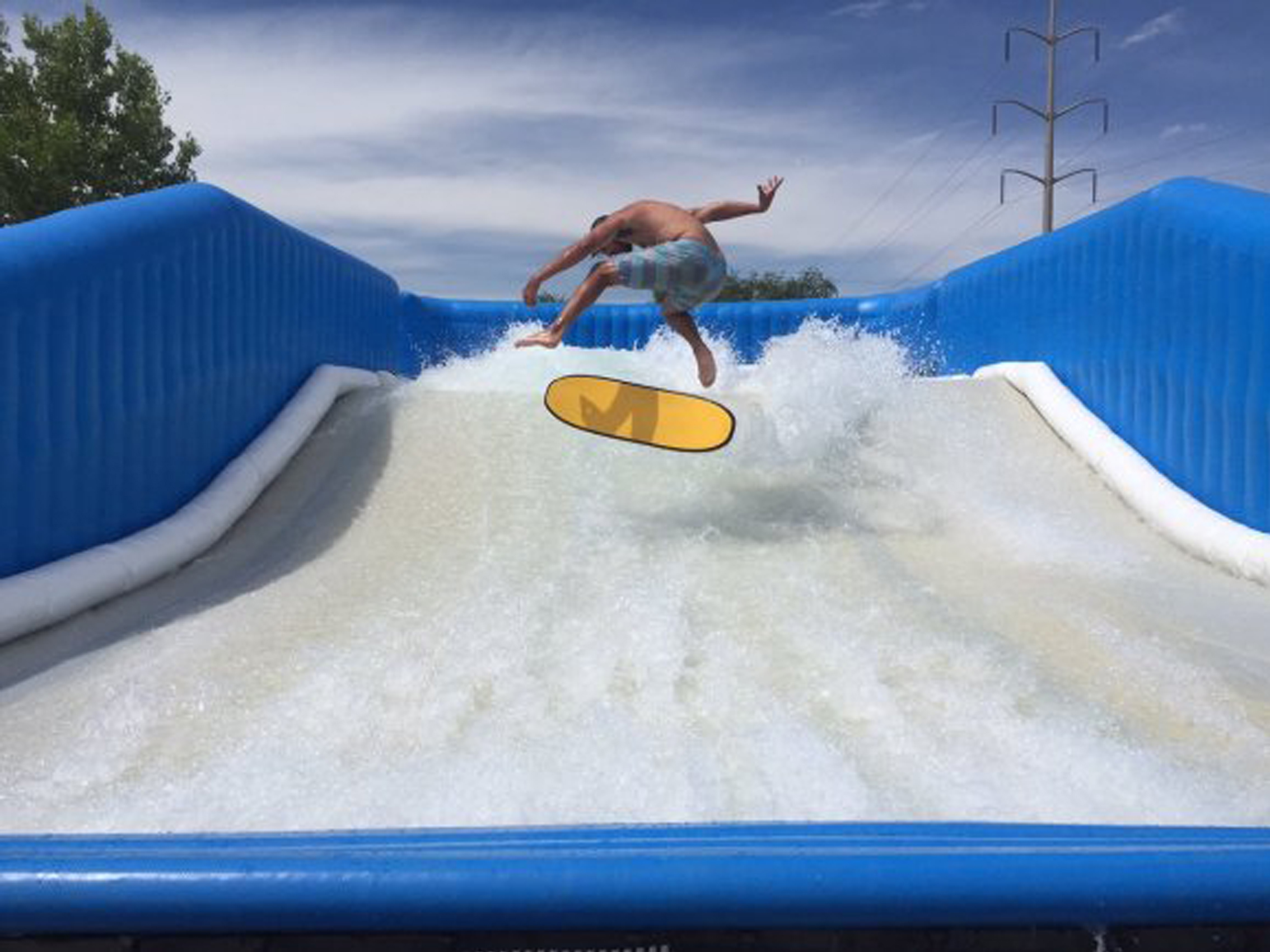 青岛净滩嘉年华官宣！水上运动+公益今年夏天就等它了！