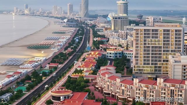 女团？星巴克？蜡笔小新？电竞网咖？铁幕下的朝鲜正在发生什么？(图25)