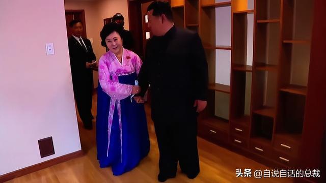 女团？星巴克？蜡笔小新？电竞网咖？铁幕下的朝鲜正在发生什么？(图27)