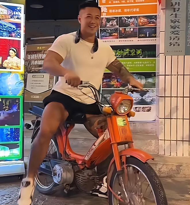 痛心！30岁重庆网红烈阳意外离世当天还发动态原因曝光太泪目(图4)