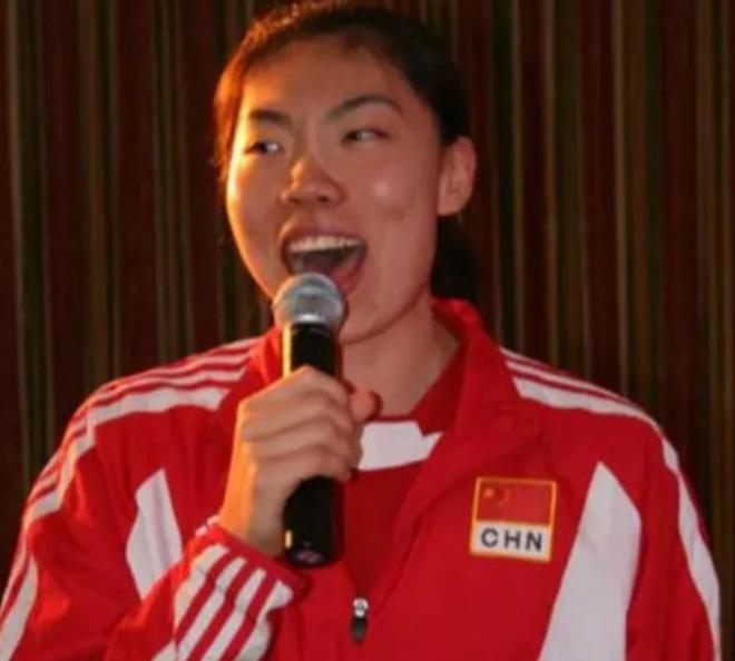 罕见的中国女排三大美女合影：在每个人的身上都有一项世界第一(图4)