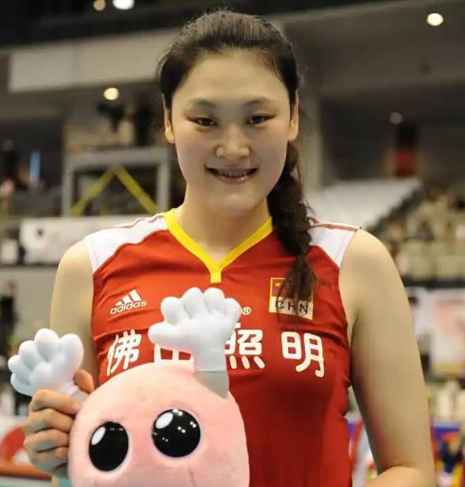 罕见的中国女排三大美女合影：在每个人的身上都有一项世界第一(图3)