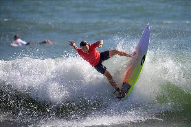 海上“冲冲冲”！十五运会冲浪赛在南澳收官(图4)