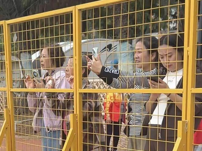 不止冲浪胜地更是 “乘风破浪”的 “网红海岛”(图2)