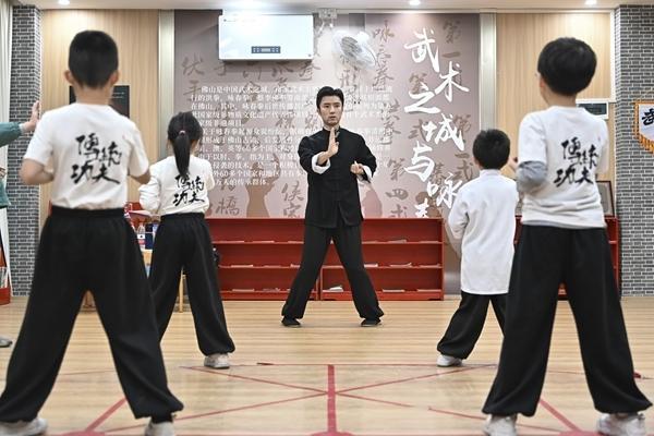 体育铸城 无问西东(图2)