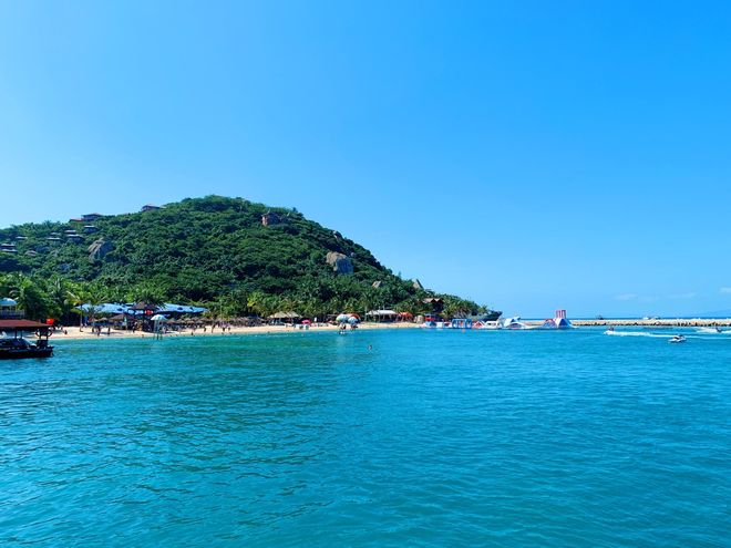 三亚5天摄影纯玩报团旅游攻略：导游带玩必去景点+旅行社联系方式