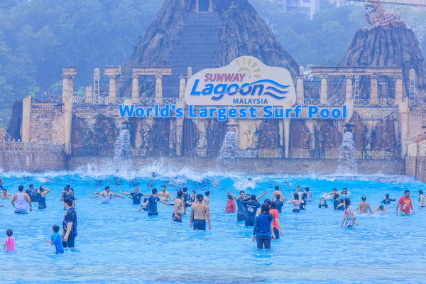 写实冲浪VR《线月登陆Quest世界冲浪联盟官方背书