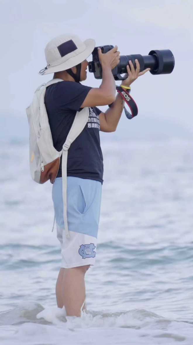 从无声世界到浪尖之上重庆听障女孩的极限摄影之路(图2)