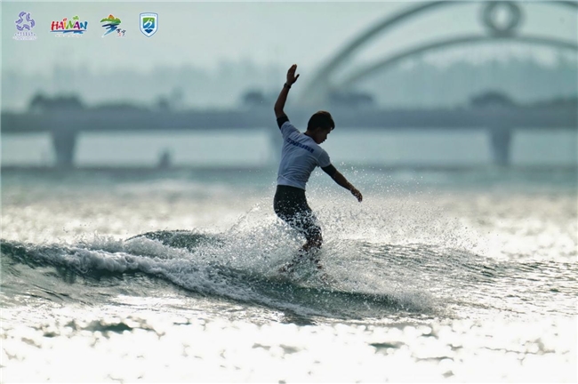 2025年全国冲浪锦标赛万宁圆满收官海南队斩获7项冠军(图4)