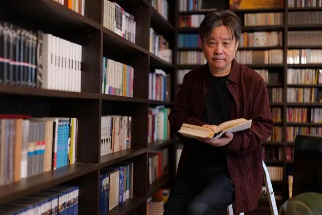 作家余华入驻抖音作品在抖音电商两年售出超400万单(图2)