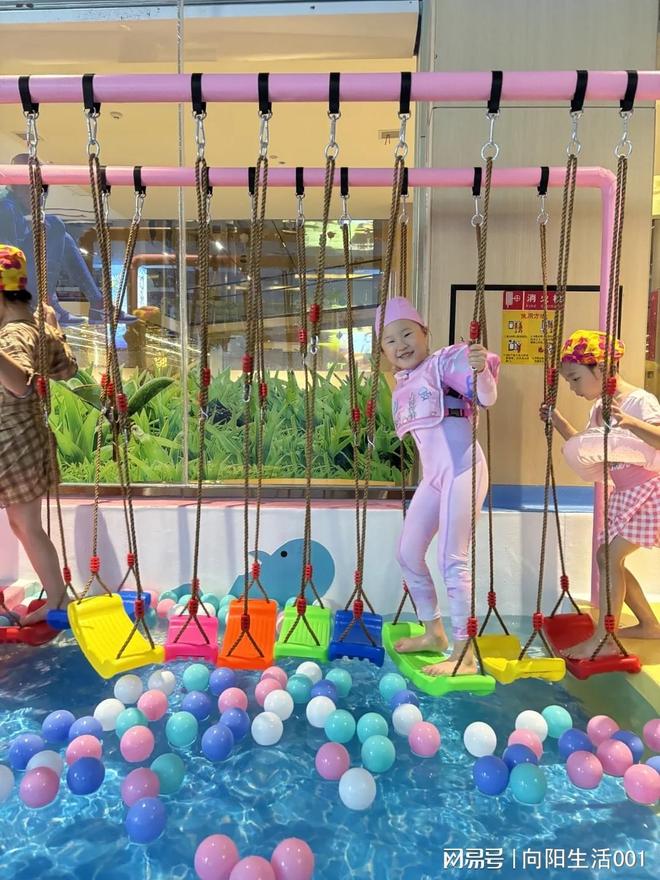 可靠的亲子室内水上乐园设备供应商(图3)