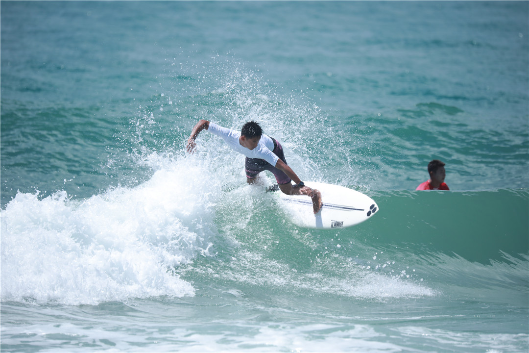 海南今年将举办两项高水平全国冲浪大赛