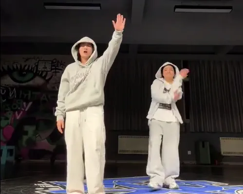 流言板]全红婵回应网友攻击：爱打游戏但没有不学习