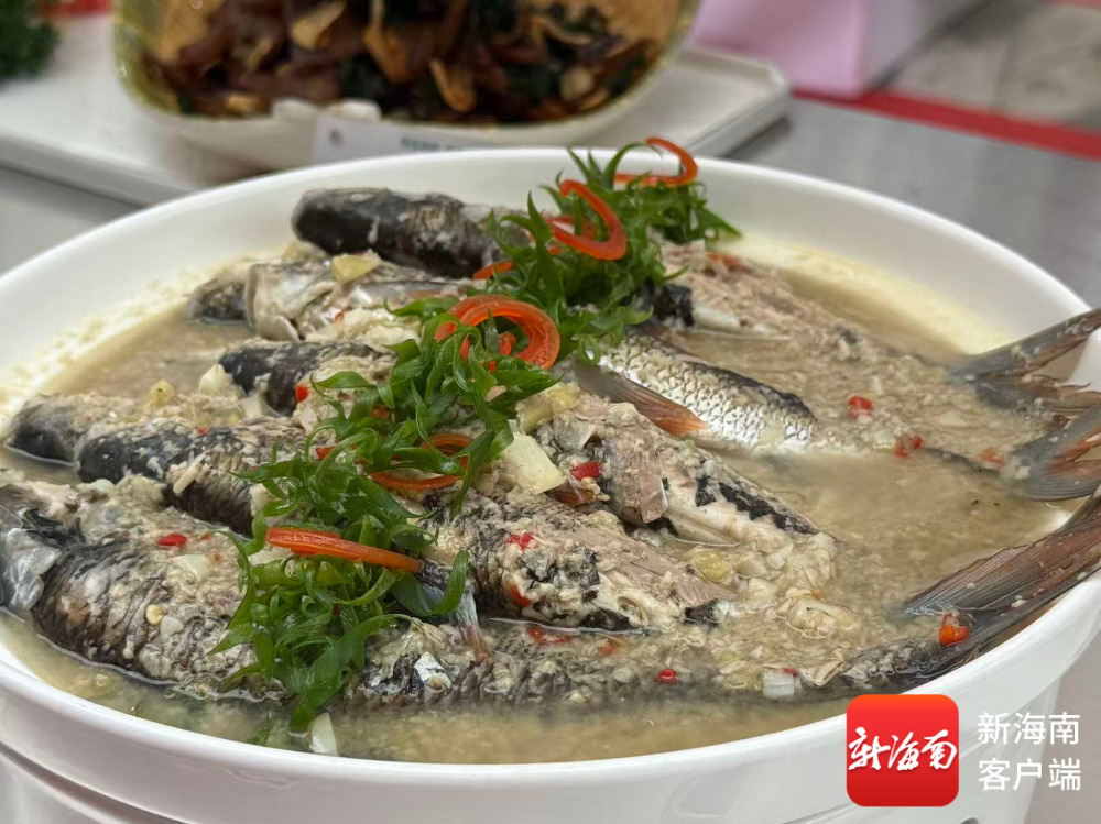 会冲浪的鱼、五只脚的猪……保亭这场美食大赛带你解锁雨林鲜味(图4)