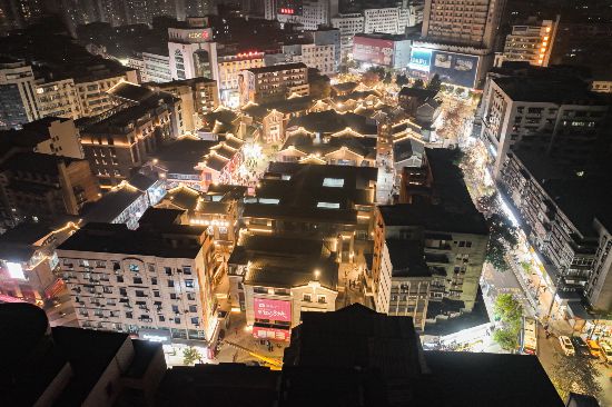 赛场很燃吃喝玩乐更过瘾！跟着省运会游内江市中区